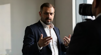 Die Rolle von Daniel Oryan in der EDL (3/10)